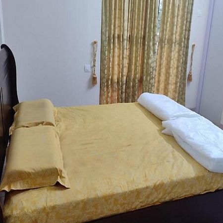 Silver Oaks Flat Sc Golf Links Road Kowdiar Thiruvananthapuram By Probity Ventures Εξωτερικό φωτογραφία