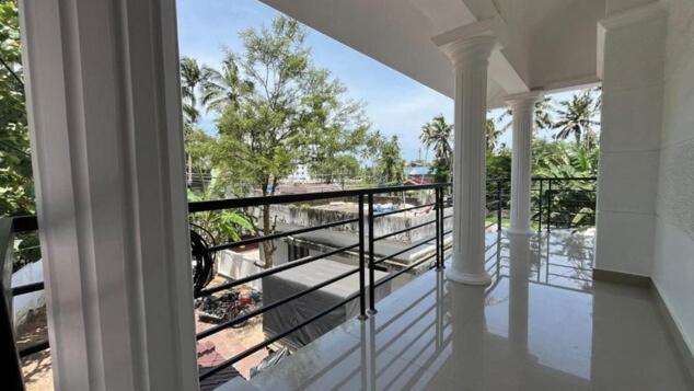 Silver Oaks Flat Sc Golf Links Road Kowdiar Thiruvananthapuram By Probity Ventures Εξωτερικό φωτογραφία